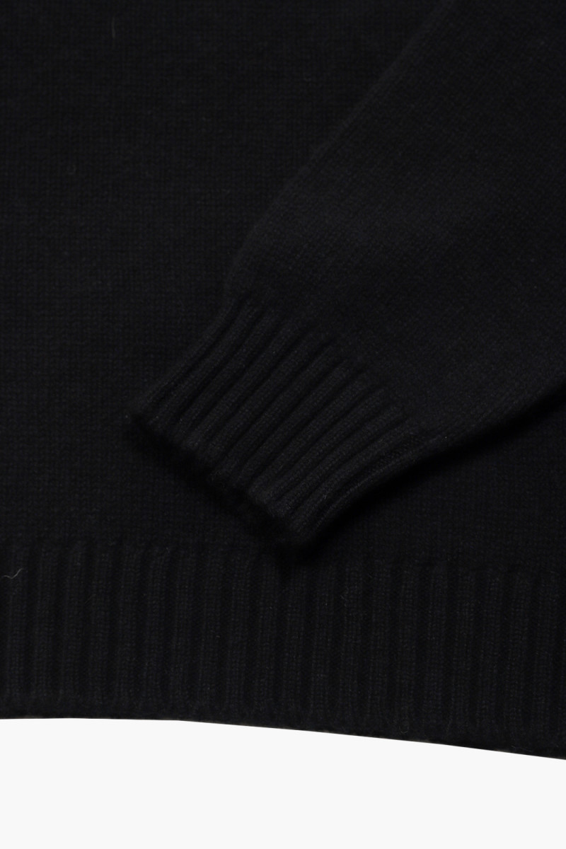 Lowther 47097 raglan crew Black