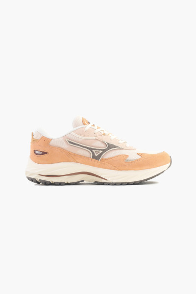 Wave rider b Peach bloom/brown