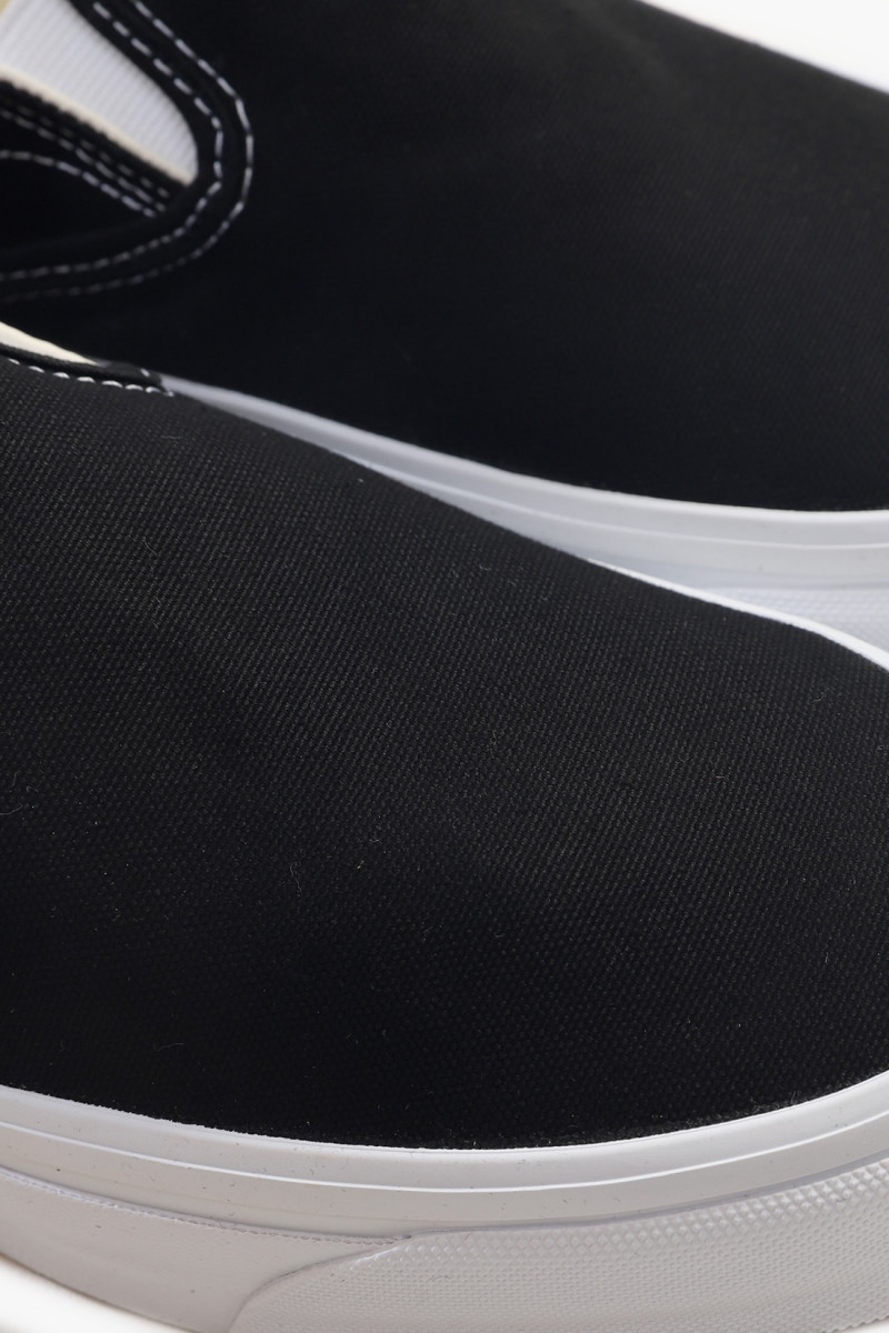 Slip-on reissue 98 Black/ white