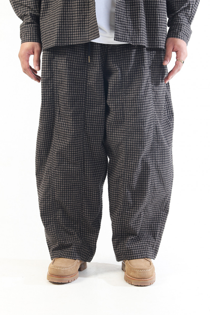 Kouri check pants Brown