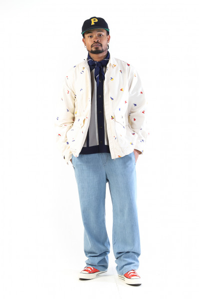 Zipper blouson embroidery White 01