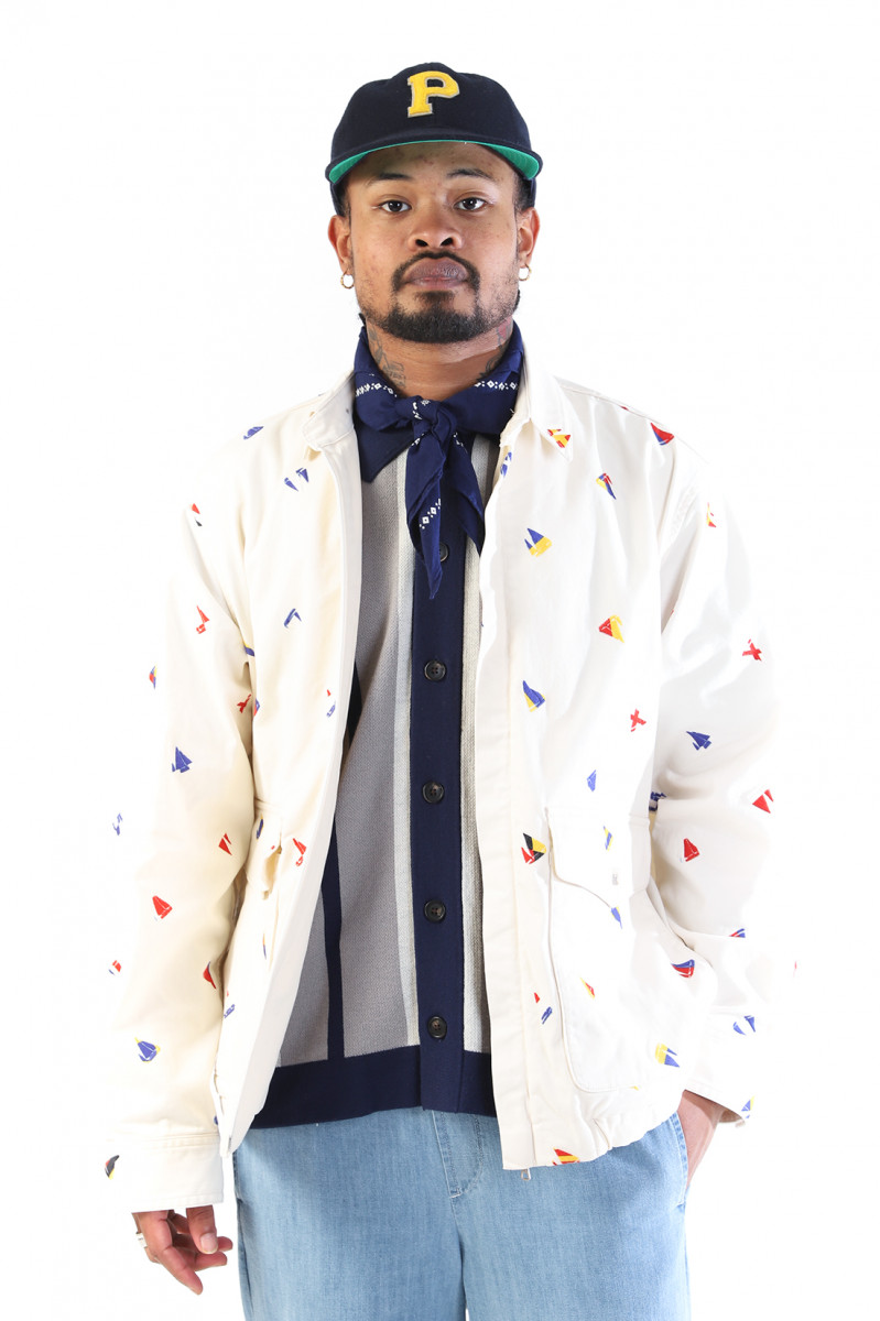 Zipper blouson embroidery White 01