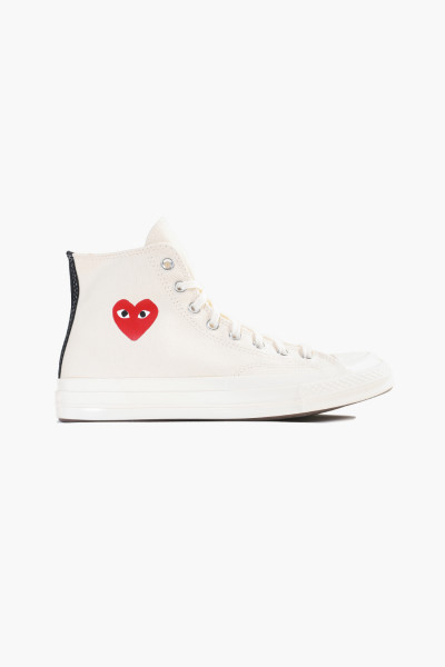 Play small heart chuck 70...