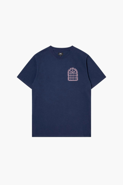 Sake and roses tee Maritime...